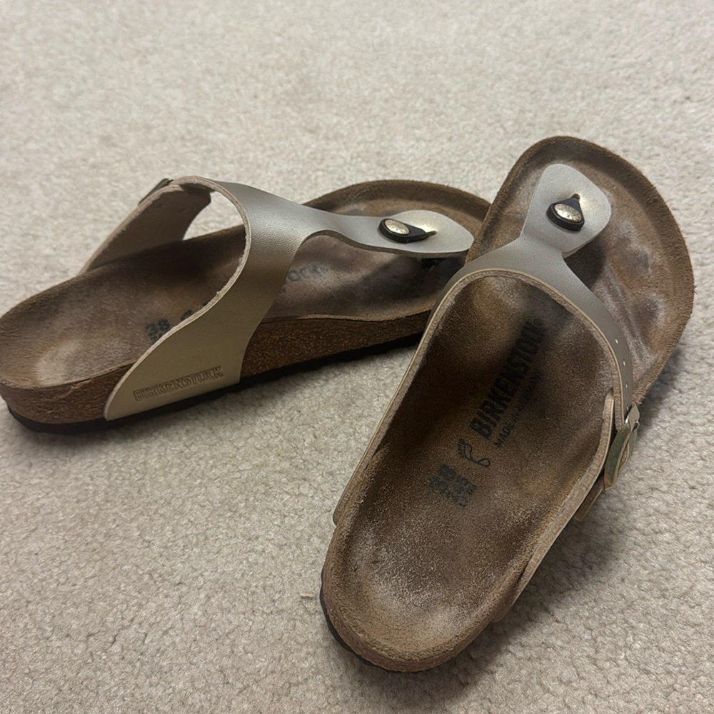 Birkenstock Gold Gizeh Sandals, size 38, EUC